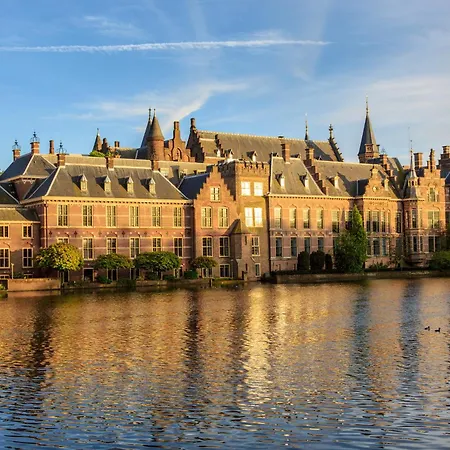 Townhouse 4* Haag