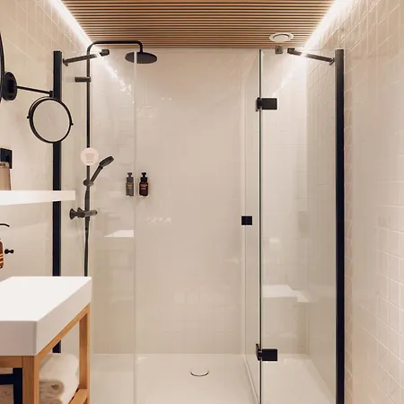 Townhouse Hotel
